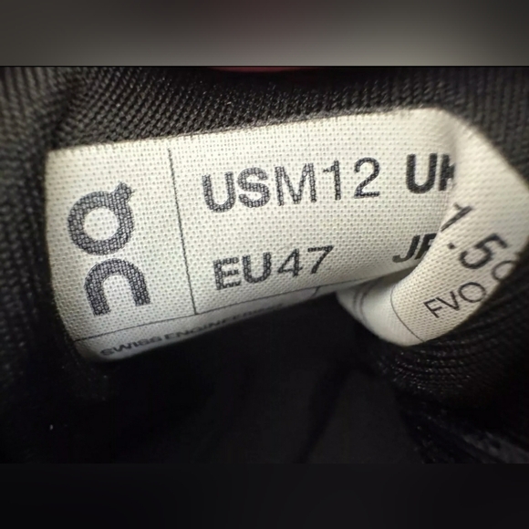 On Cloudgo Storm Magnet Waterproof Running Sneakers Mens Size 12 or Women 13.5 - Picture 6 of 7